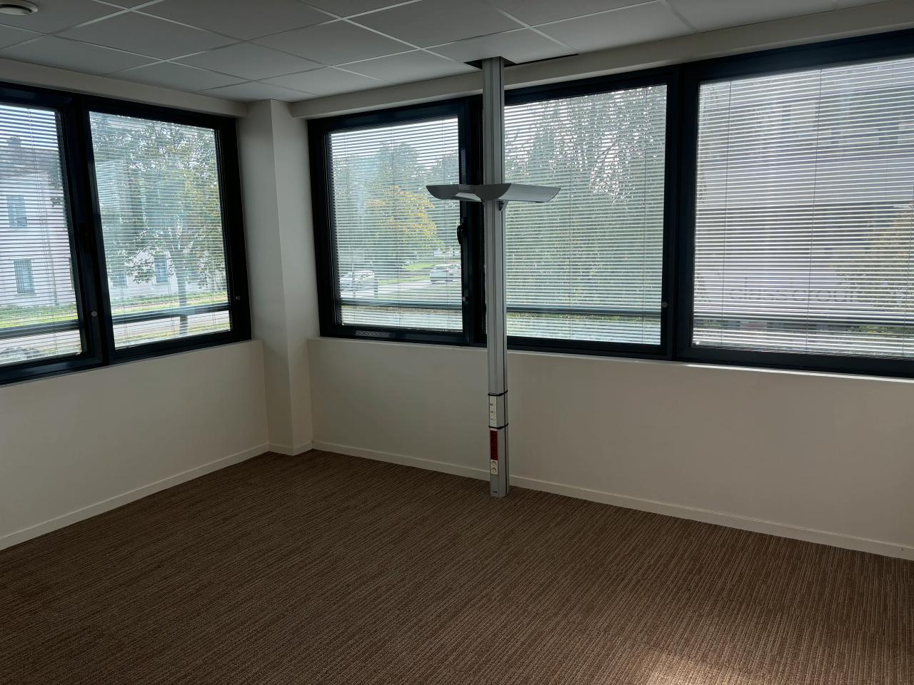 Bureau Tours 239m² Location bureau Tours Indre-et-Loire OLBUR2424311 7